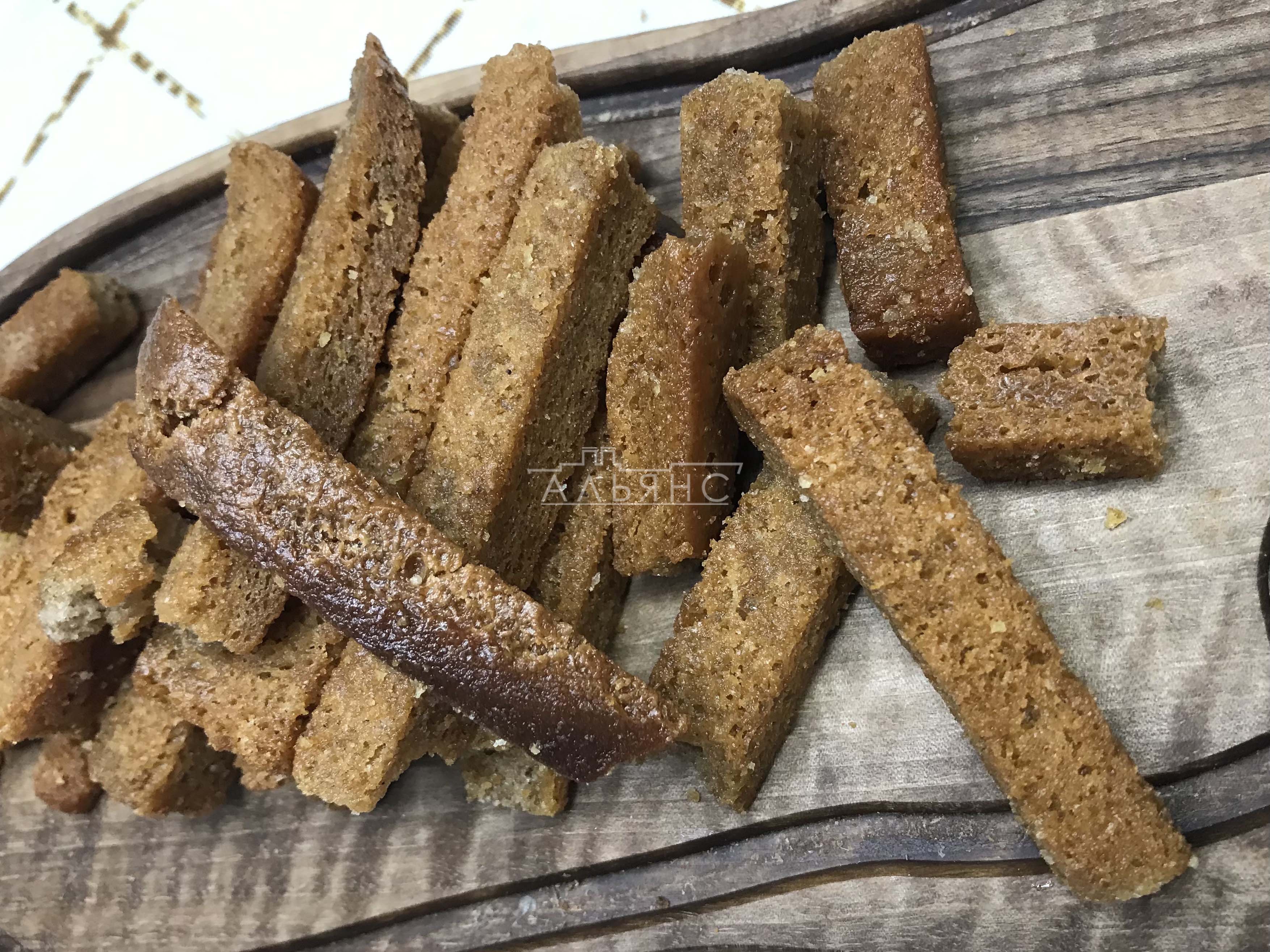 Деревенские гренки с чесноком в Ивантеевке