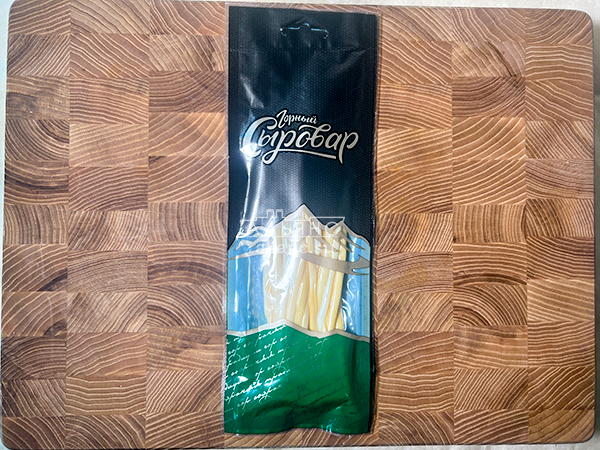 Сыр 60 гр ГОРНЫЙ СЫРОВАР (Нити копчёные) в Ивантеевке